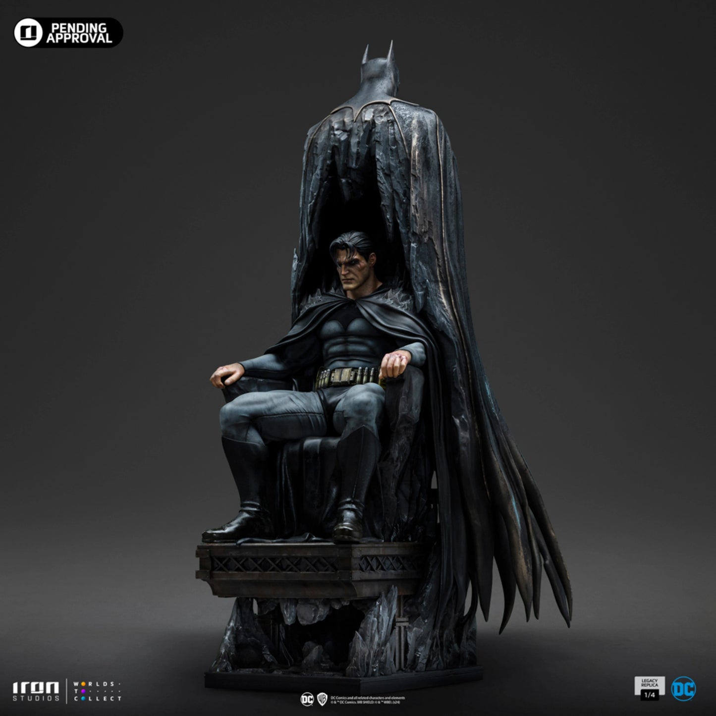 IRON STUDIOS  BATMAN AND BRUCE WAYNE LEGACY REPLICA 1/4