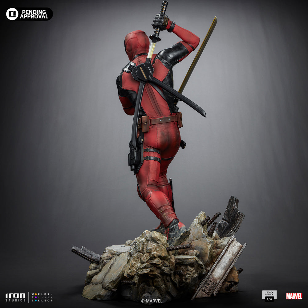 IRON STUDIOS DEADPOOL D&W LEGACY REPLICA 1/4 SCALE STATUE