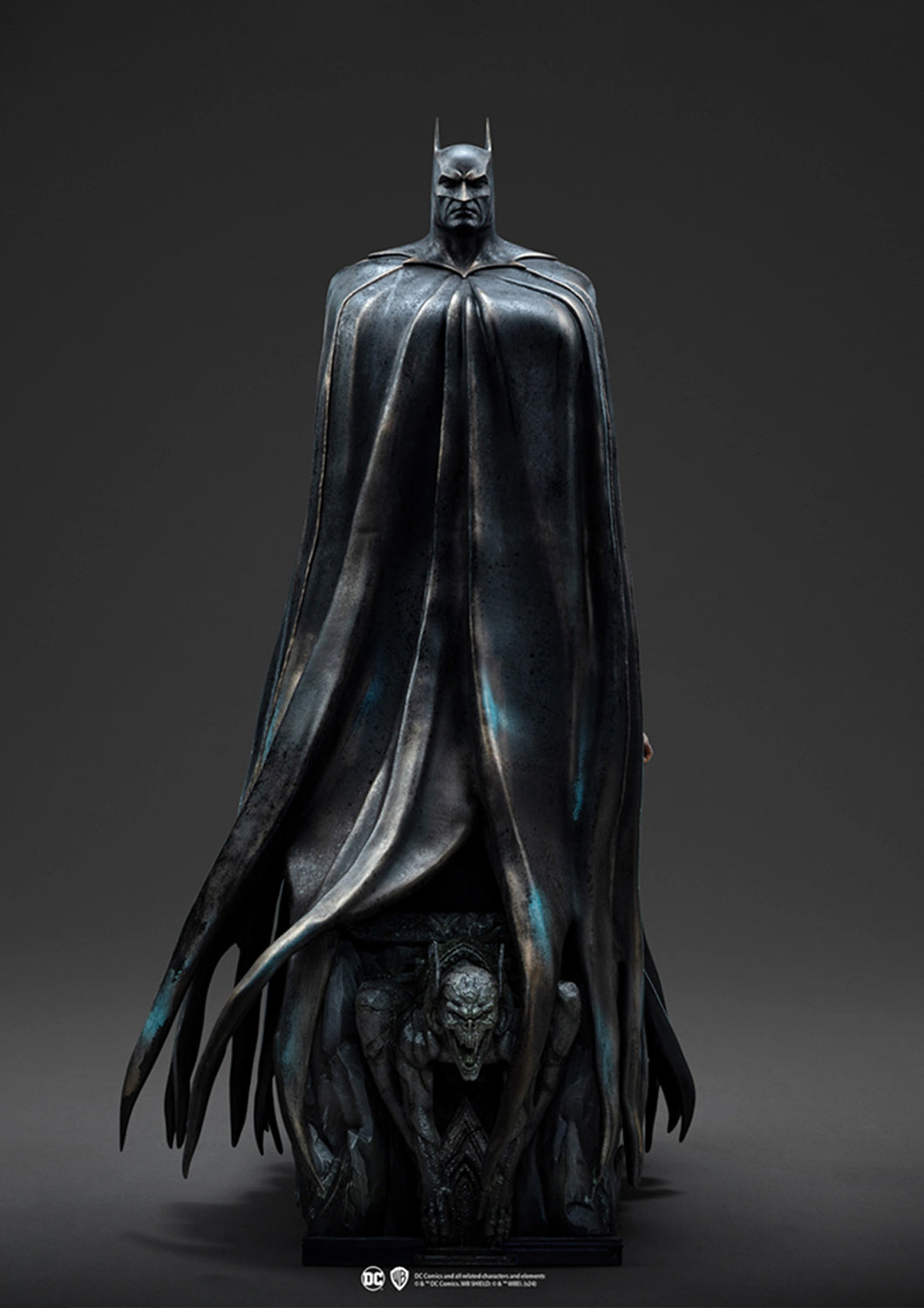 IRON STUDIOS  BATMAN AND BRUCE WAYNE LEGACY REPLICA 1/4