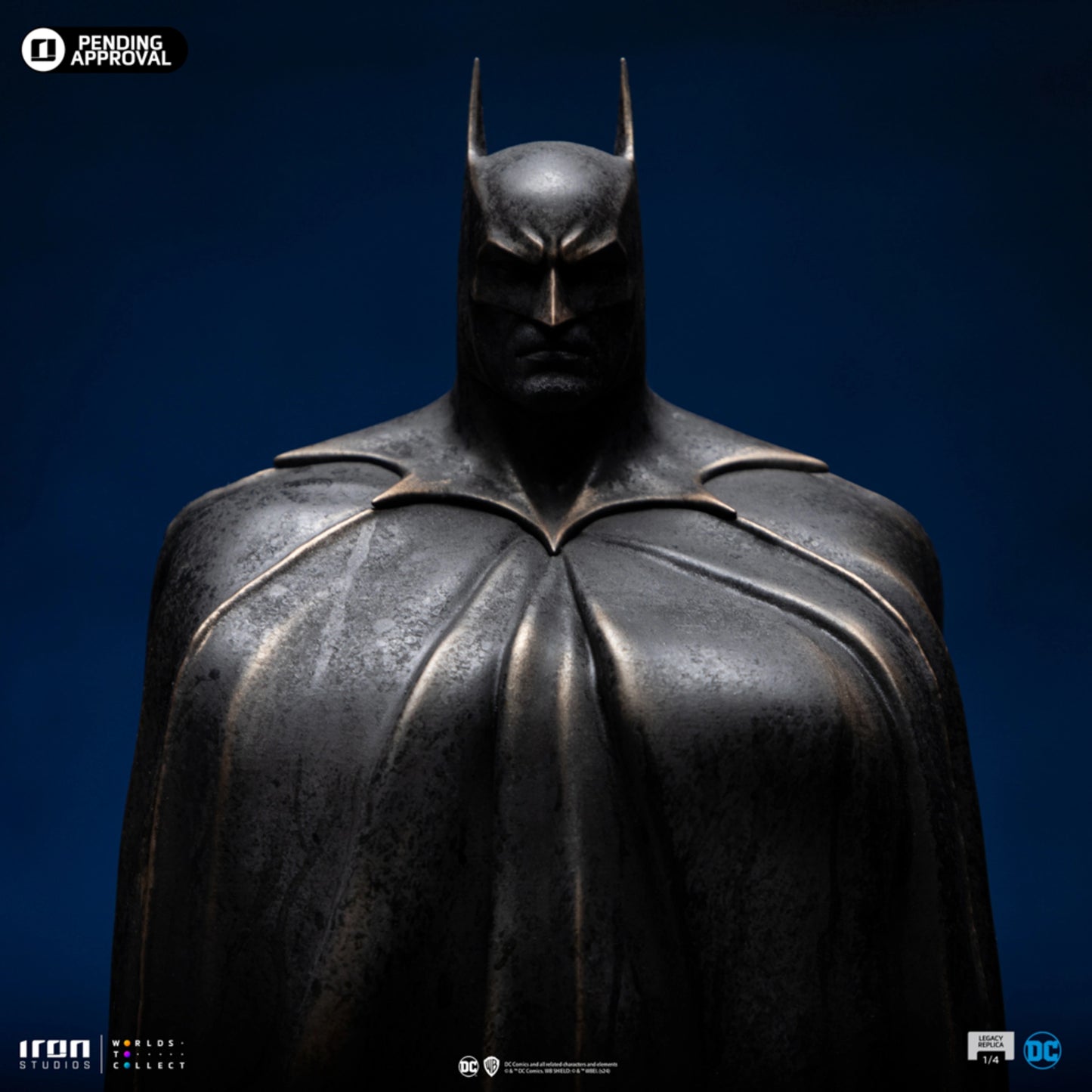 IRON STUDIOS  BATMAN AND BRUCE WAYNE LEGACY REPLICA 1/4