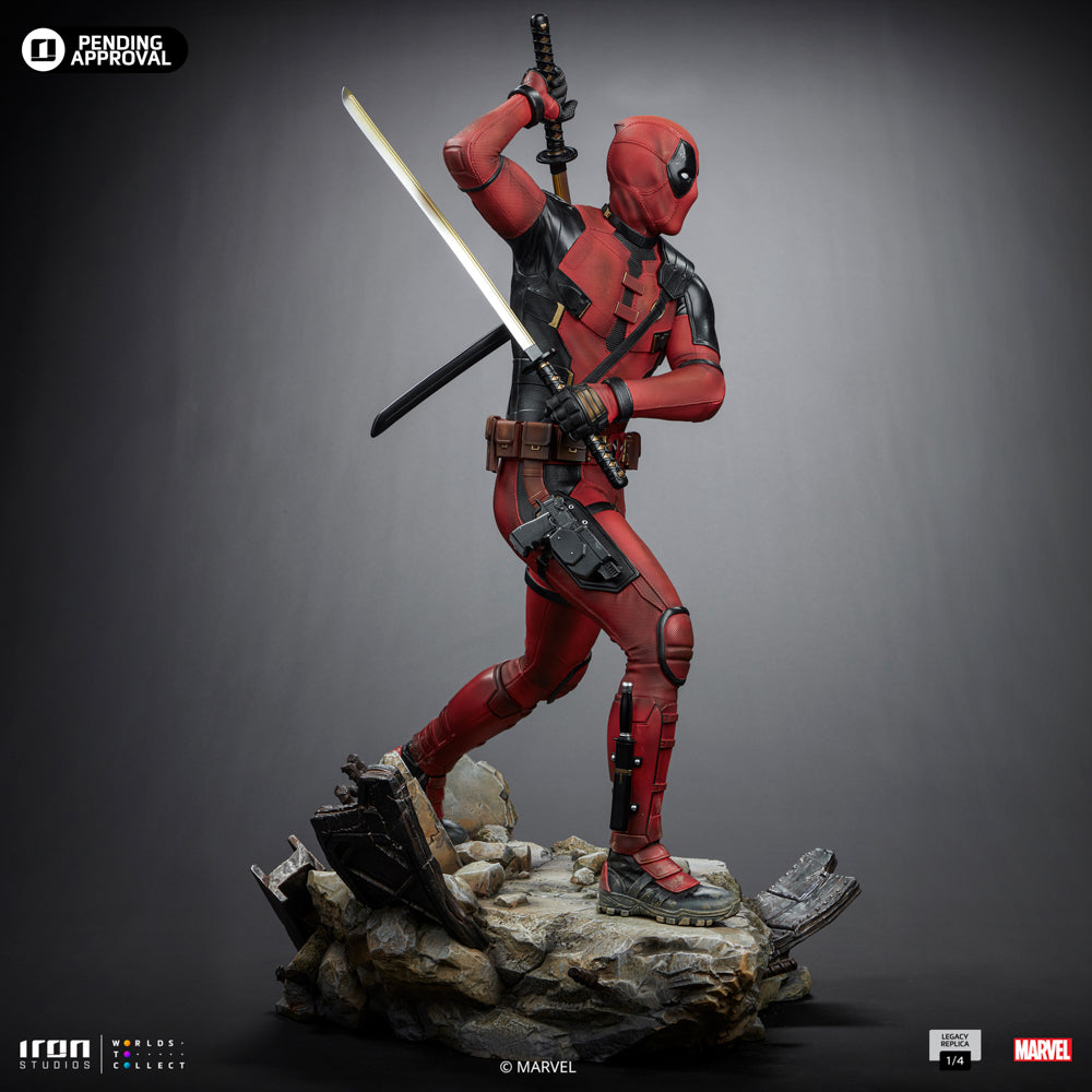 IRON STUDIOS DEADPOOL D&W LEGACY REPLICA 1/4 SCALE STATUE