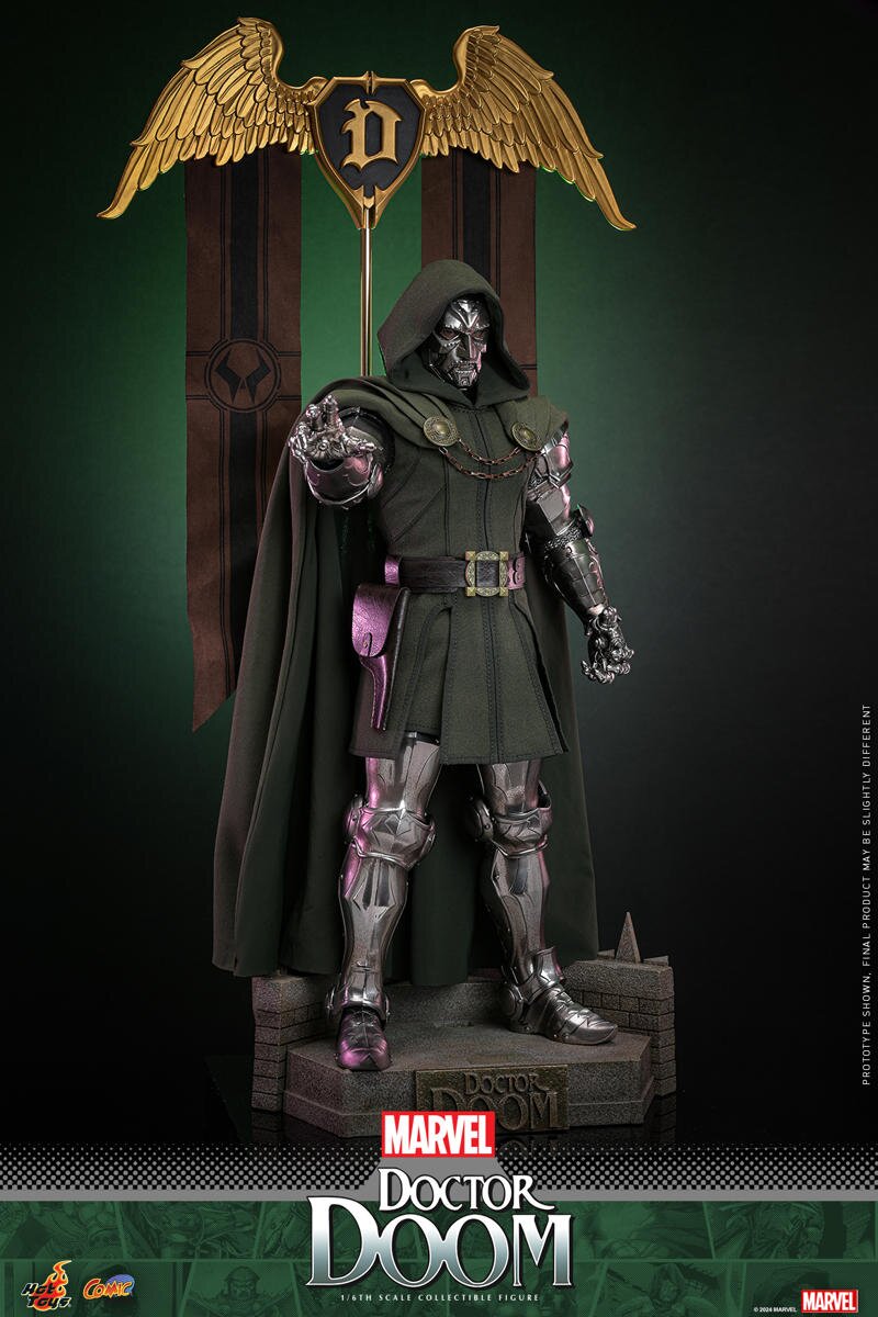 HOT TOYS MARVEL- 1/6TH SCALE DOCTOR DOOM COLLECTIBLE FIGURE - CMS022