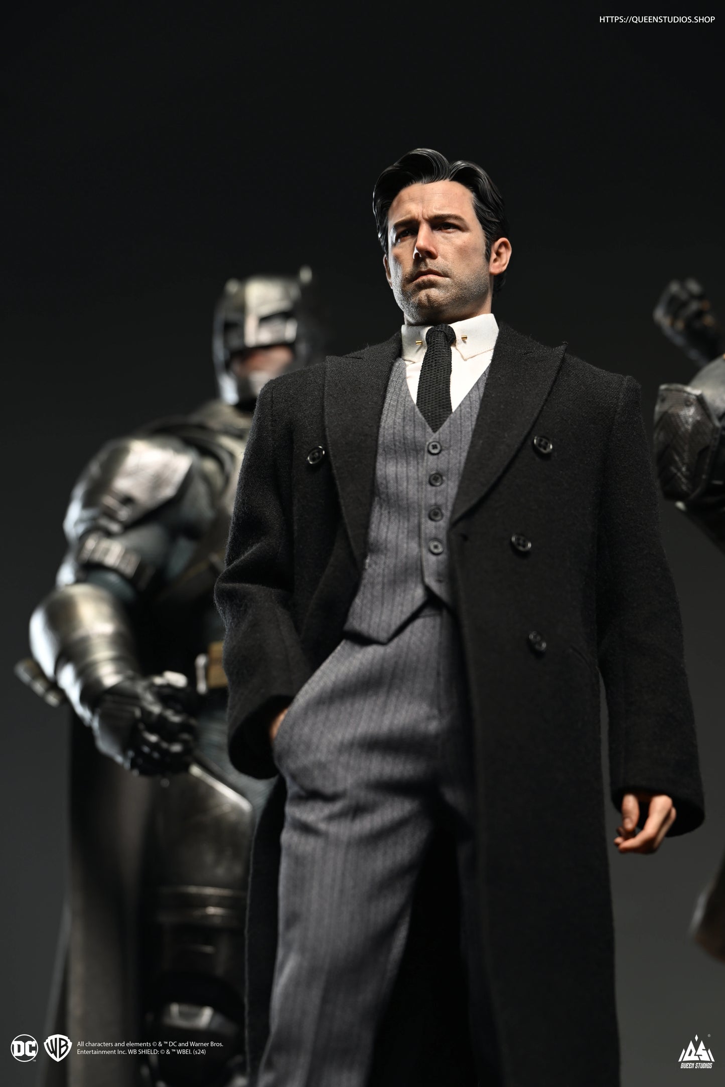 QUEEN STUDIOS BRUCE WAYNE (BEN AFFLECK) 1/4 STATUE (PREORDER)