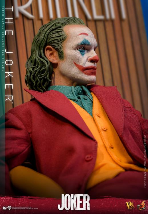 HOT TOYS JOKER - 1/6TH SCALE THE JOKER COLLECTIBLE FIGURE (SCULTED HAIR VERSION) - DX42