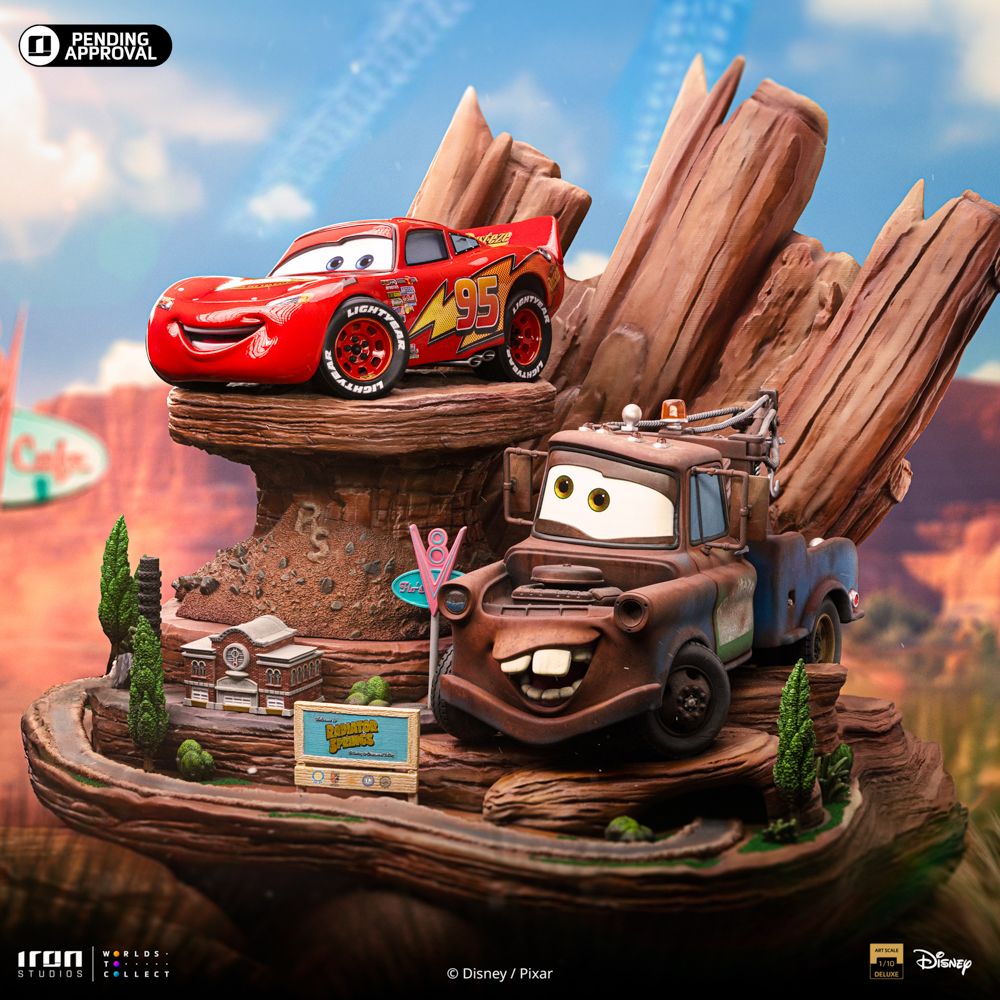 IRON STUDIOS LIGHTNING MCQUEEN & TOW MATER DELUXE ART SCALE 1/10