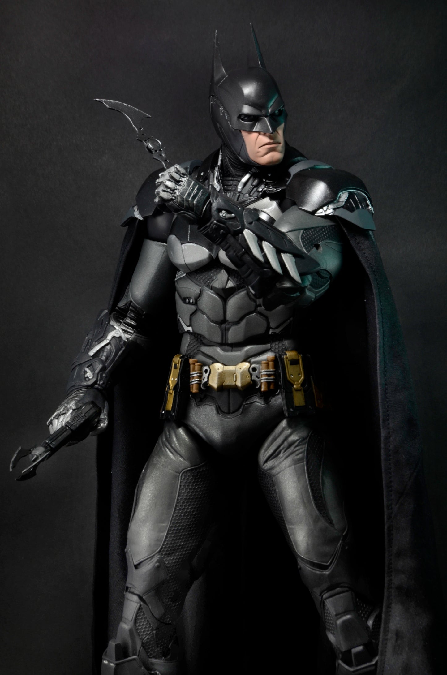 NECA BATMAN - 1/4 SCALE FIGURE - ARKHAM KNIGHT BATMAN - NE61427-02(PRE-ORDER)