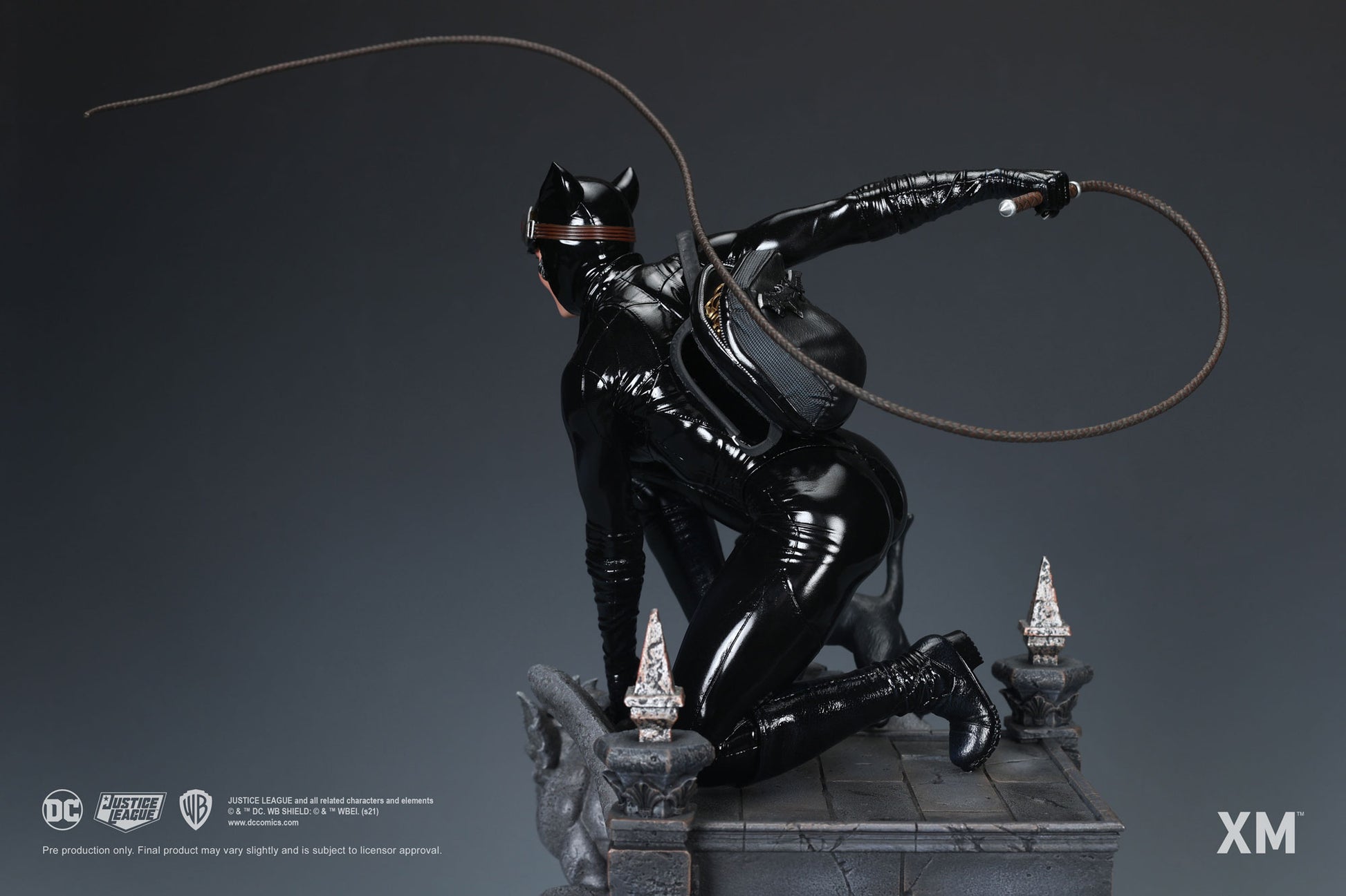 XM STUDIOS DC CATWOMAN REBIRTH 1/6 STATUE - XM100018MSG - Anotoys Collectibles