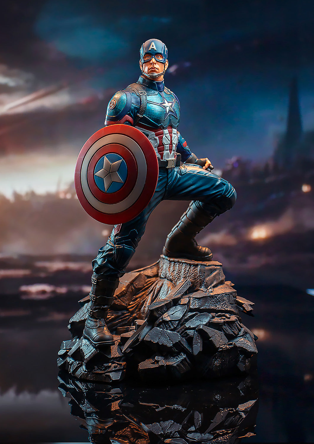 DIAMOND SELECT MARVEL PREMIER AVENGERS ENDGAME CAPTAIN AMERICA RESIN STATUE - DC83325 - Anotoys Collectibles