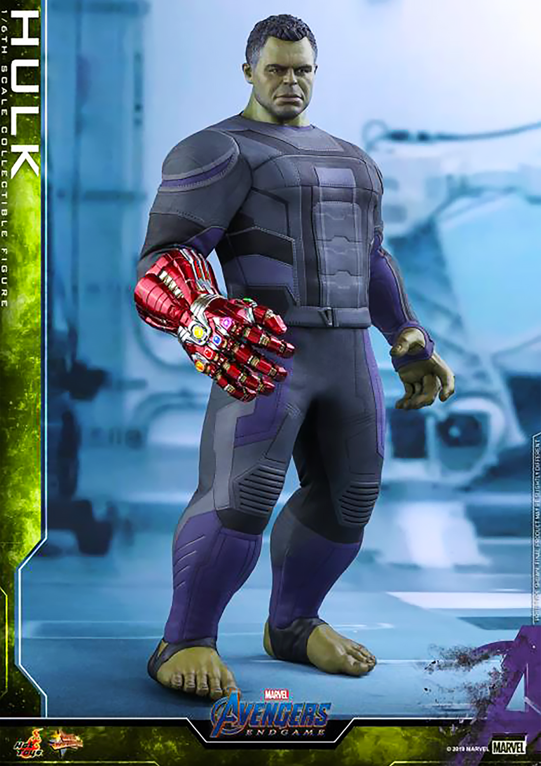 BUNDLE: Hot Toys Avengers: Endgame Hulk + Hulk Nano-Gauntlet 1/4 Scale