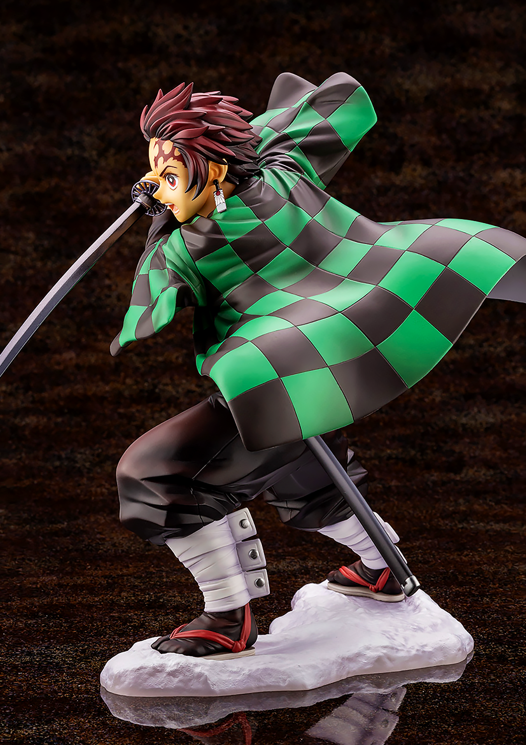 KOTOBUKIYA DEMON SLAYER ARTFX TANJIRO KAMADO WITH FACEPLATE 18 SCALE - PP840 - Anotoys Collectibles