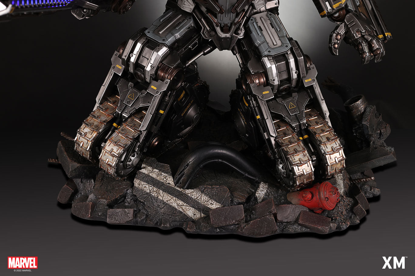 XM STUDIOS MARVEL WAR MACHINE (XM 'WAR TANK' EXCLUSIVE) VER B 1/4 SCALE - Anotoys Collectibles