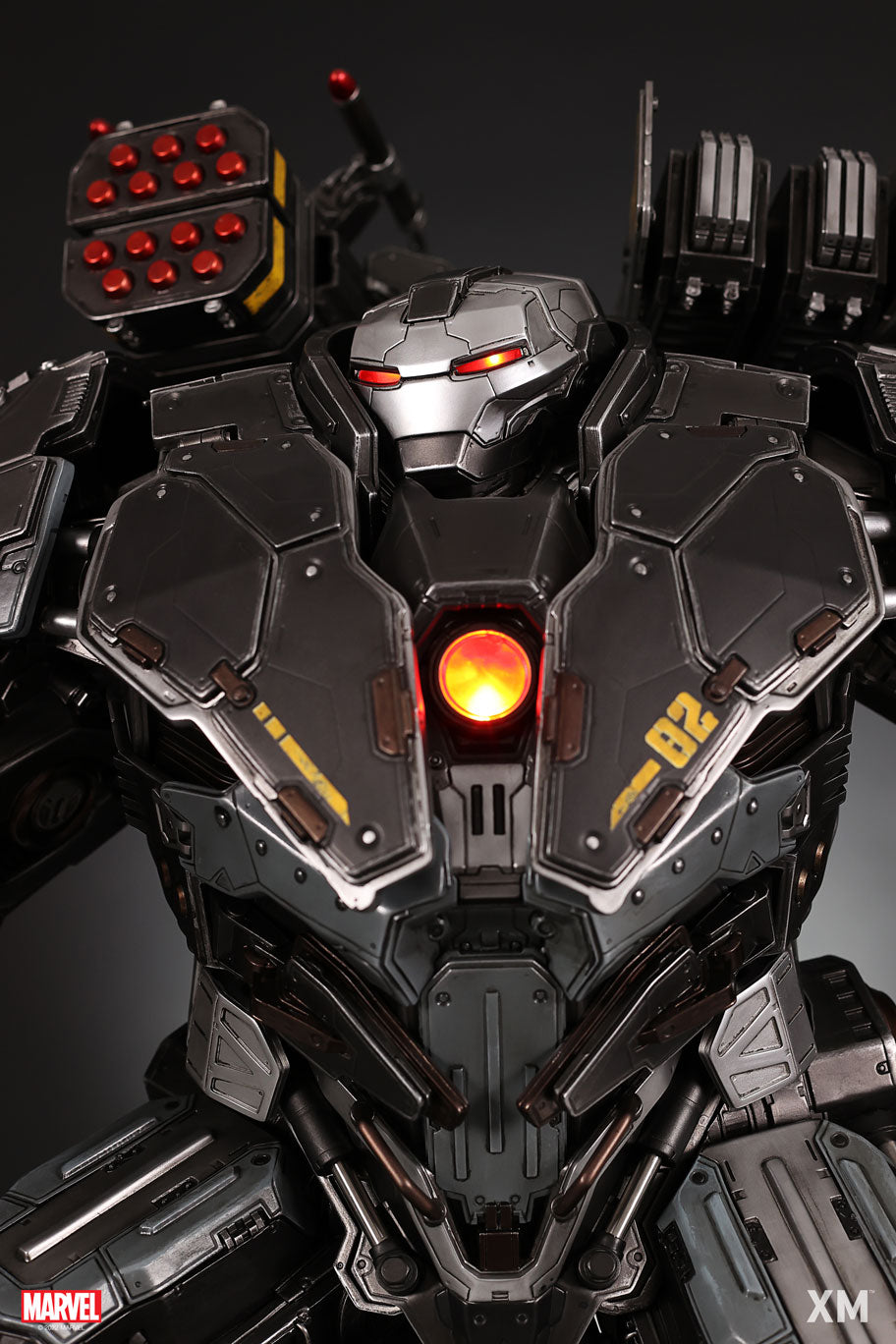 XM STUDIOS MARVEL WAR MACHINE (XM 'WAR TANK' EXCLUSIVE) VER B 1/4 SCALE - Anotoys Collectibles