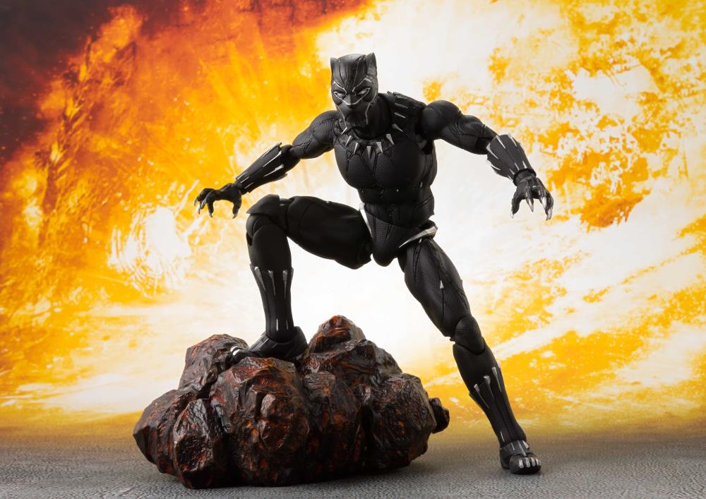 SH FIGUARTS MARVEL AVENGERS INFINITY WAR BLACK PANTHER & TAMASHII EFFECT ROCK - SHF55066. - Anotoys Collectibles