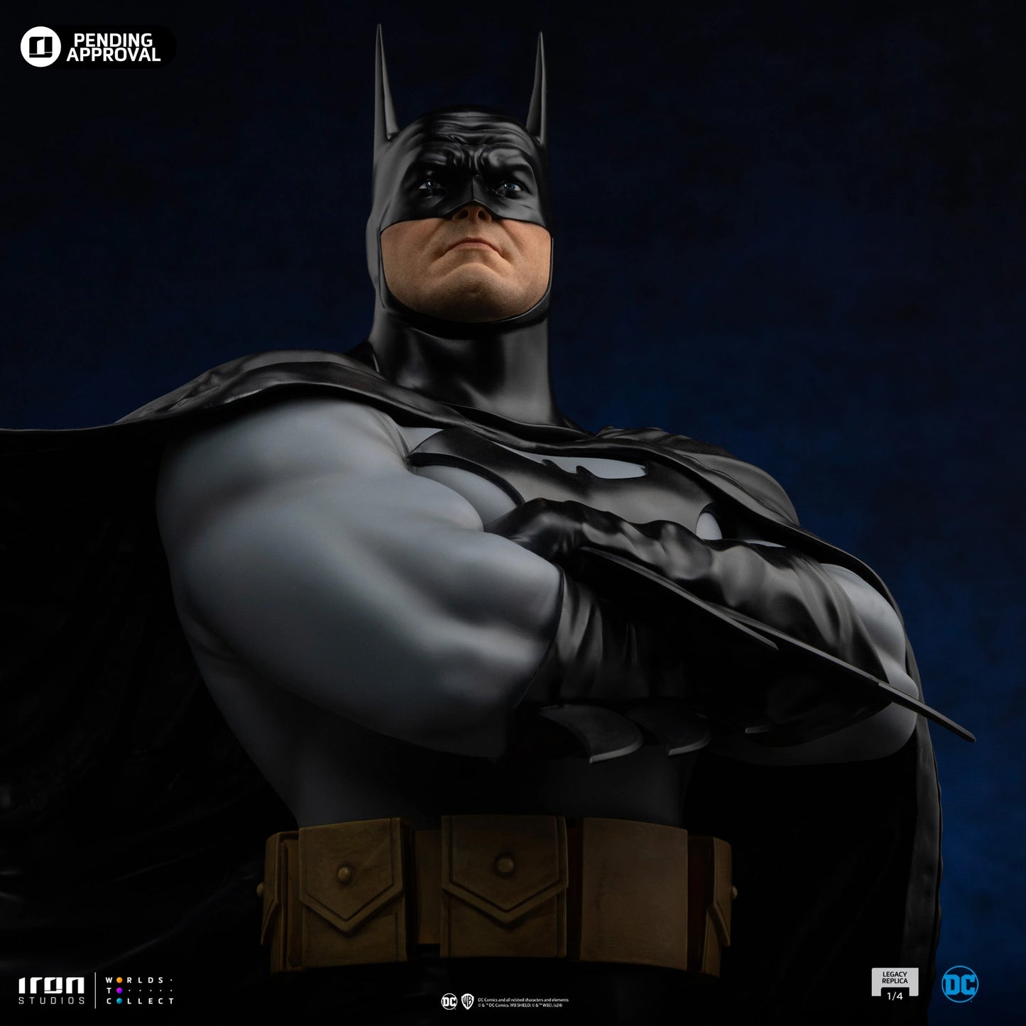 DC COMICS BATMAN DC TRINITY 1/4 SCALE LEGACY REPLICA