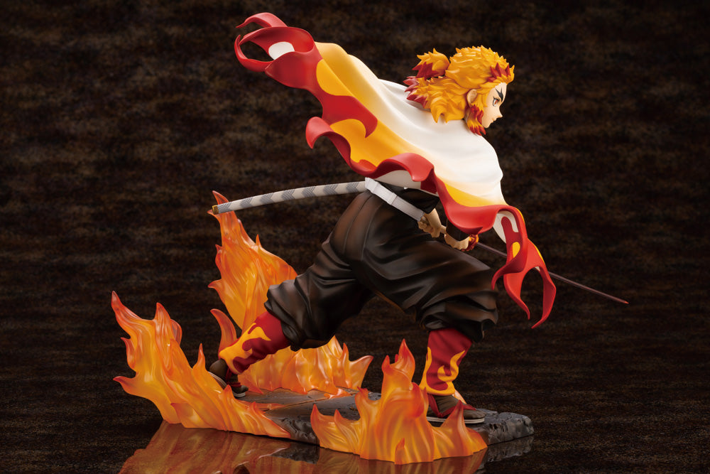 KOTOBUKIYA DEMON SLAYER KIMETSU NO YAIBA ARTFX J KYOJURO RENGOKU 1/8 PP927 - Anotoys Collectibles