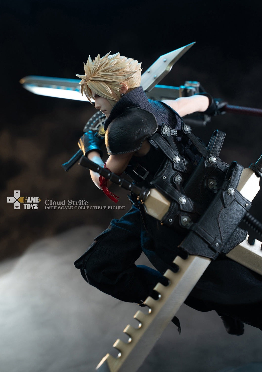 GAMETOYS FINAL FANTASY 7 GT-006C CLOUD STRIFE & FENRIR - Anotoys Collectibles