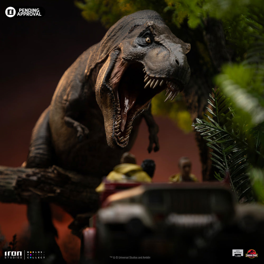 IRON STUDIOS  T-REX CHASE DEMI ART SCALE 1/20