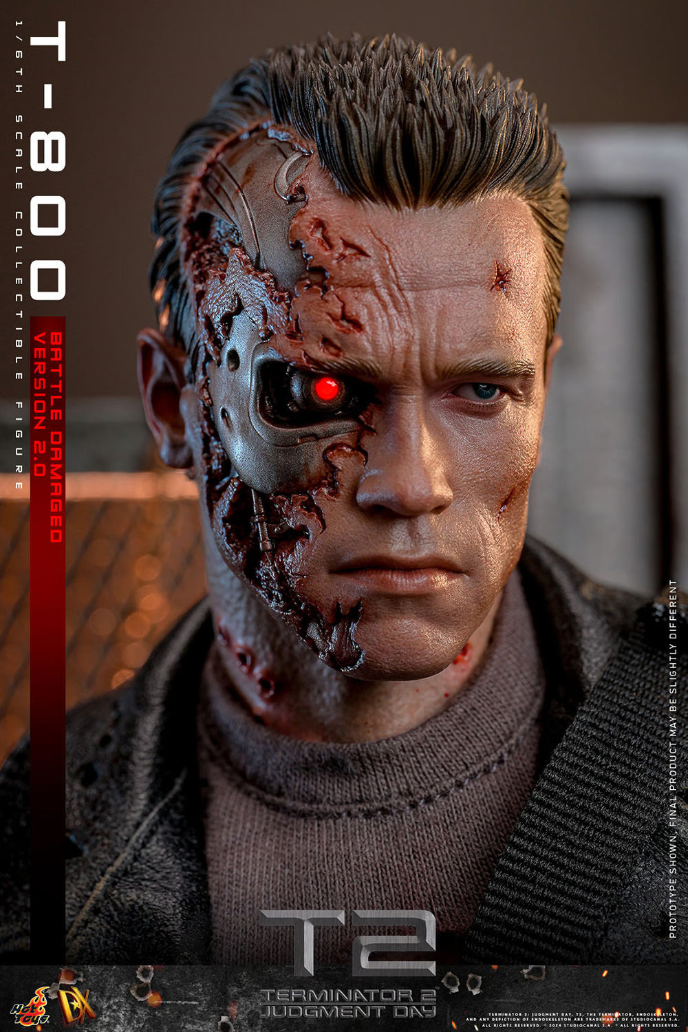 HOT TOYS TERMINATOR T-800 (BATTLE DAMAGED VERSION 2.0) 1:6 SCALE COLLECTIBLE FIGURE DX46  2130RMB