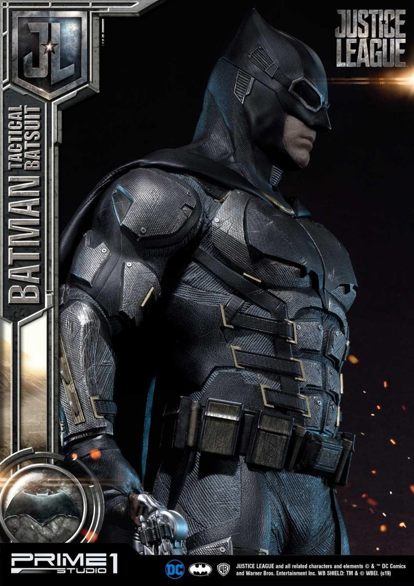 BATMAN TACTICAL BATSUIT