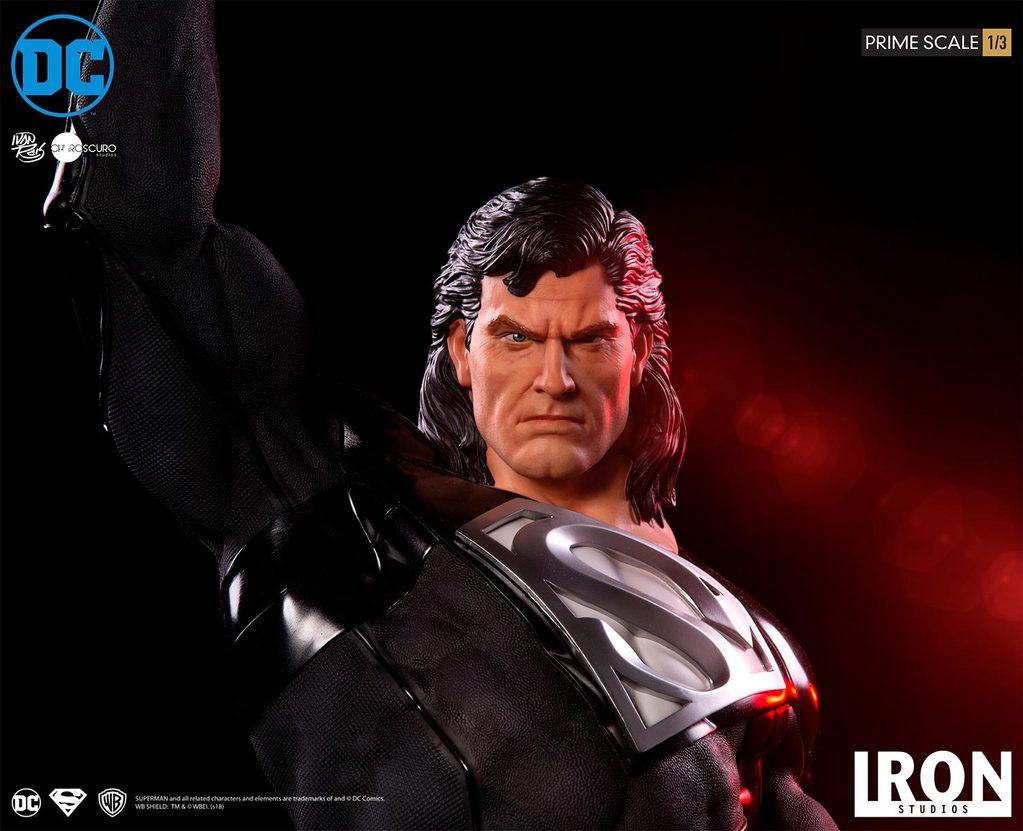 SUPERMAN BLACK SUIT PRIME