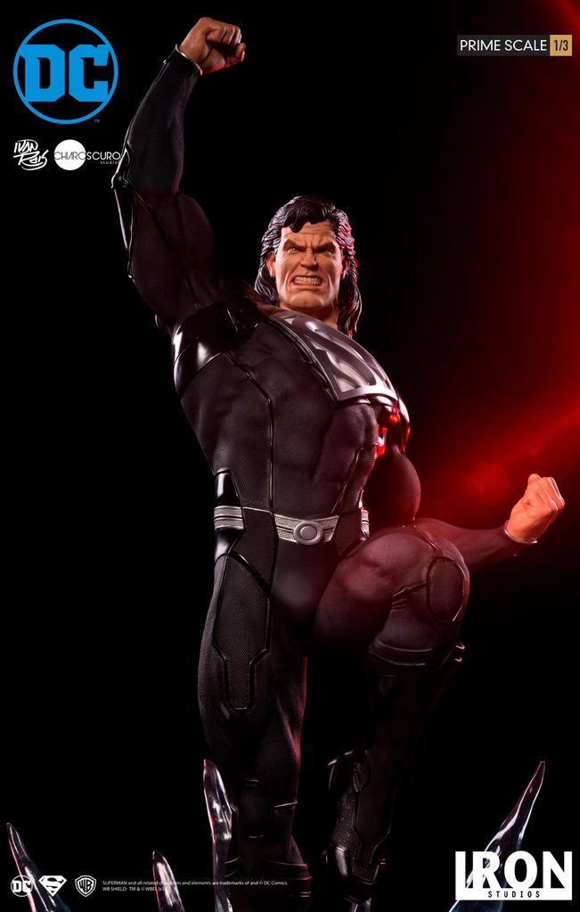 SUPERMAN BLACK SUIT PRIME