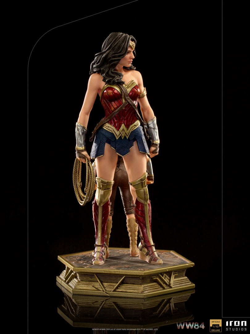 WONDER WOMAN AND YOUNG DIANA DELUXE