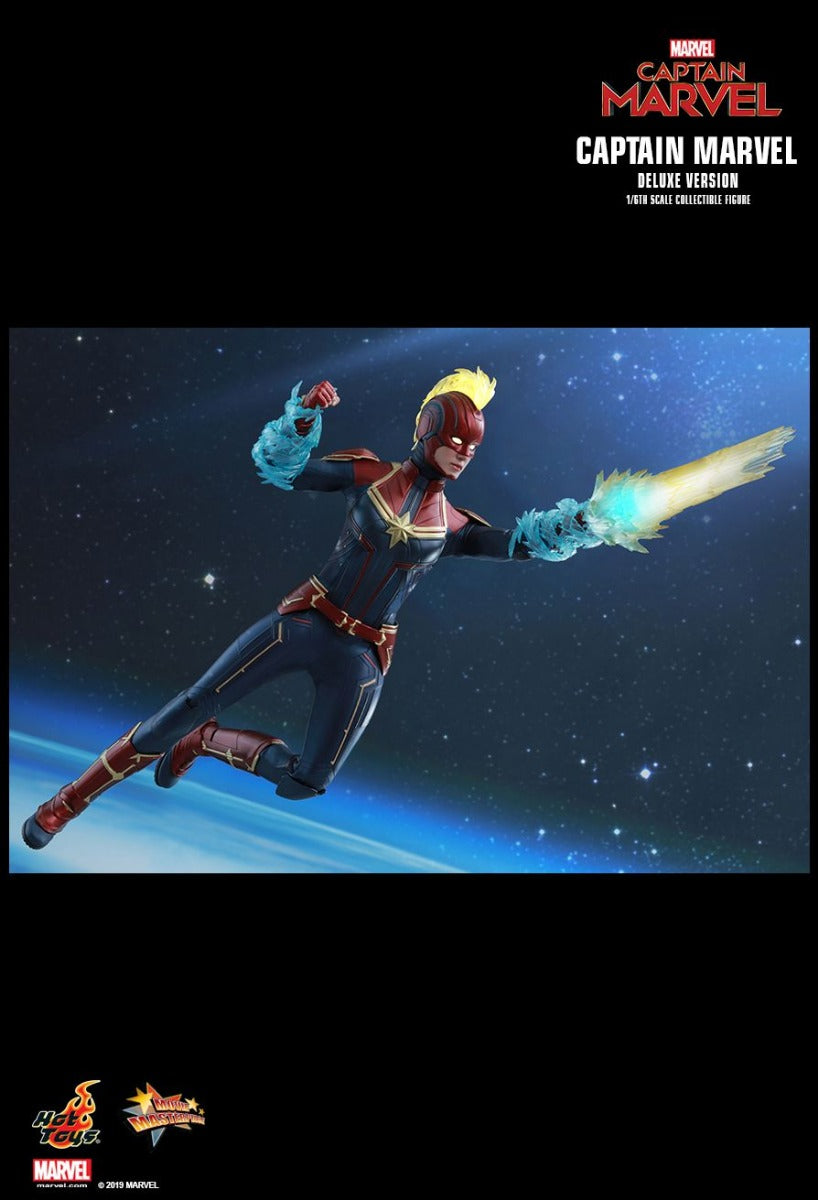 CAPTAIN MARVEL DELUXE