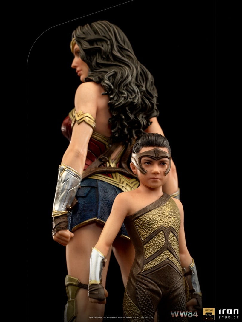 WONDER WOMAN AND YOUNG DIANA DELUXE