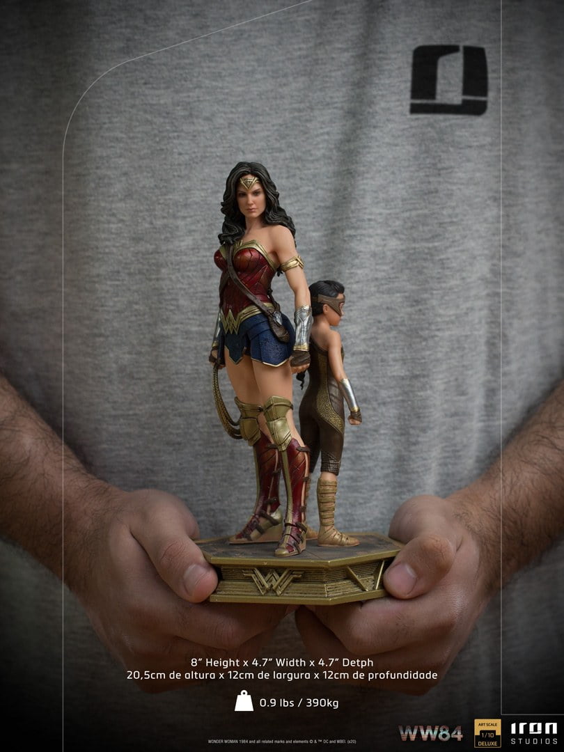 WONDER WOMAN AND YOUNG DIANA DELUXE